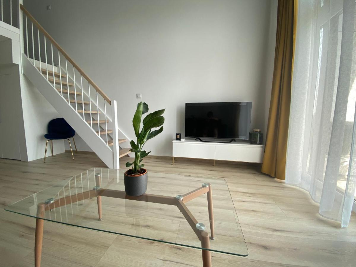 Apartament Wroclaw-Lotnisko 외부 사진